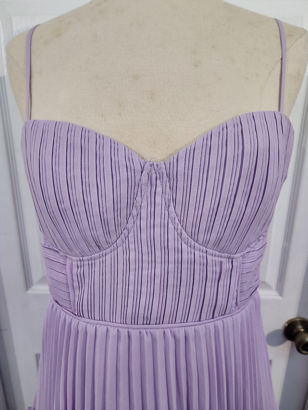 Lulu's Soft Lilac Tiered Midi Dress with Sweetheart Neckline - Picture 10 of 16
